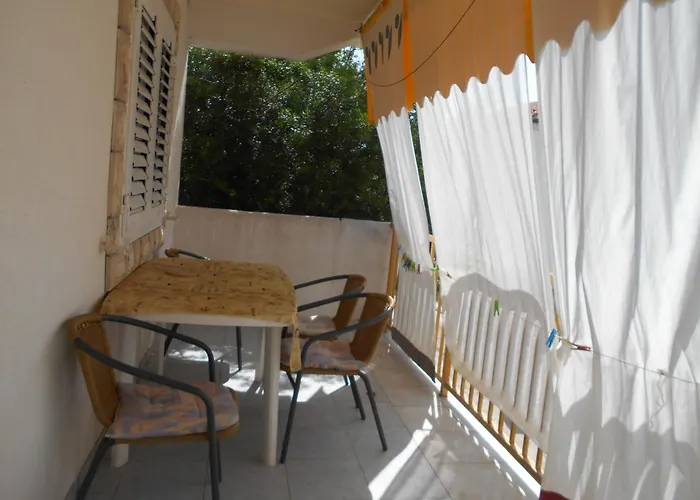 Dunja Hvar * Ivan Dolac