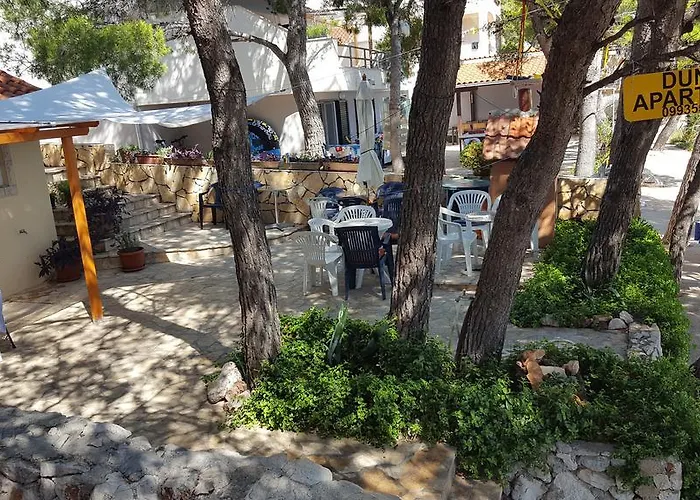 Dunja Hvar * Ivan Dolac