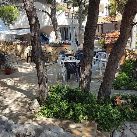 Dunja Hvar * Ivan Dolac