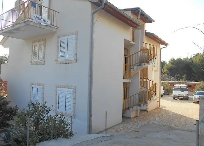 דירה Dunja Hvar *