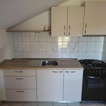 Dunja Hvar * Ivan Dolac