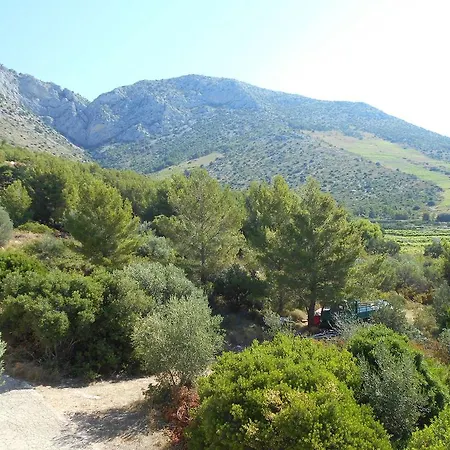 Dunja Hvar * איוואן דולץ